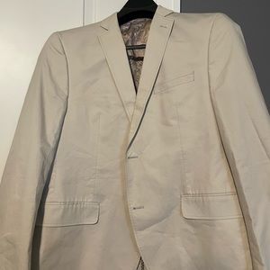 Tallia Tan/Cream Cotton 2-Button Suit Jacket 44R. Paisley lining, double vents.